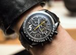 ⁦OMEGA (SPEEDMASTER) watch for men 311.92.44.30.01.001⁩ - الصورة ⁦19⁩