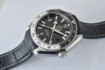 ⁦Omega (SEAMASTER PLANET OCEAN) watch for men 215.33.44.22.01.001⁩ - الصورة ⁦4⁩