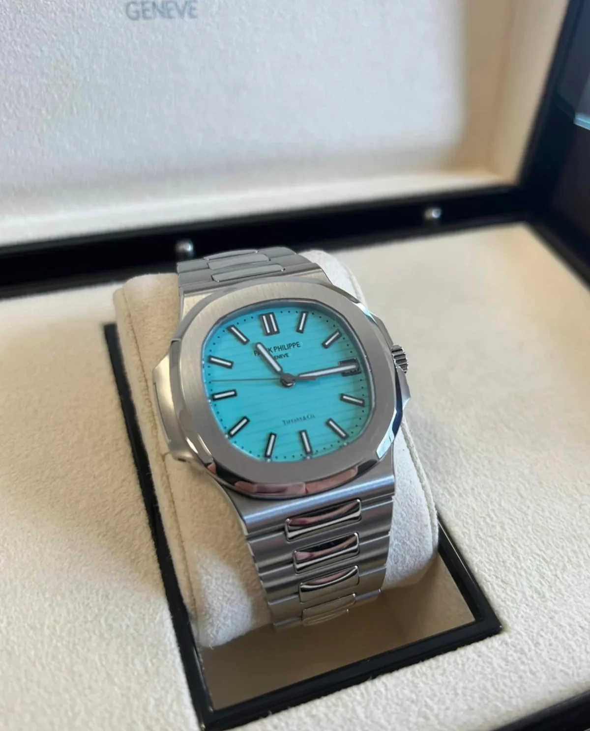 ⁦Patek Philippe Watch For Men 5711/1A-018⁩ - الصورة ⁦8⁩