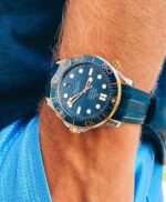 ⁦Omega (SEAMASTER DIVER) watch for men 210.22.42.20.03.001⁩ - الصورة ⁦20⁩