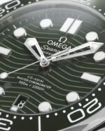 ⁦Omega (SEAMASTER DIVER) watch for men 210.32.42.20.10.001⁩ - الصورة ⁦14⁩