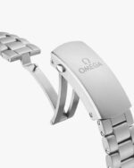 ⁦Omega (Seamaster Planet Ocean) watch for men 215.30.46.51.01.001⁩ - الصورة ⁦7⁩