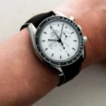 ⁦Omega (Speedmaster) watch for men 311.32.42.30.04.003⁩ - الصورة ⁦17⁩