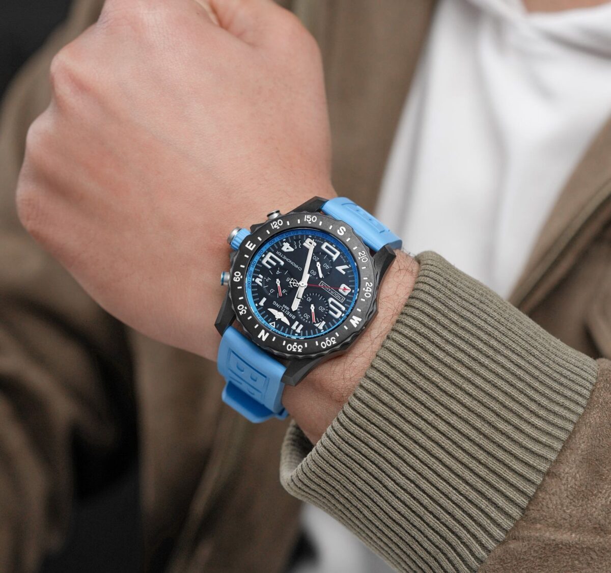 ⁦Breitling (Professional Endurance Pro) watch for men X82310281B1S1⁩ - الصورة ⁦16⁩
