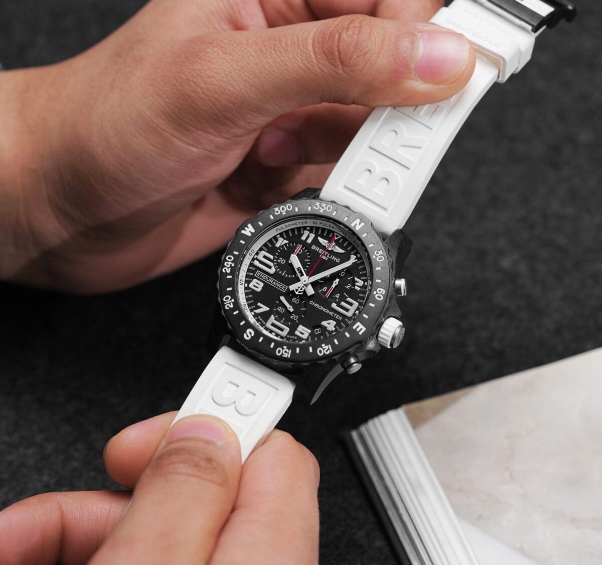 ⁦Breitling (Professional Endurance Pro) watch for men X82310A71B1S1⁩ - الصورة ⁦13⁩