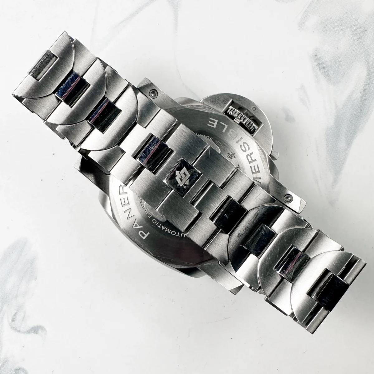 ⁦Panerai (Luminor Submersible) watch for men PAM02068⁩ - الصورة ⁦8⁩