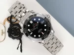 ⁦Omega (SEAMASTER DIVER) watch for men 212.30.41.20.01.003⁩ - الصورة ⁦7⁩