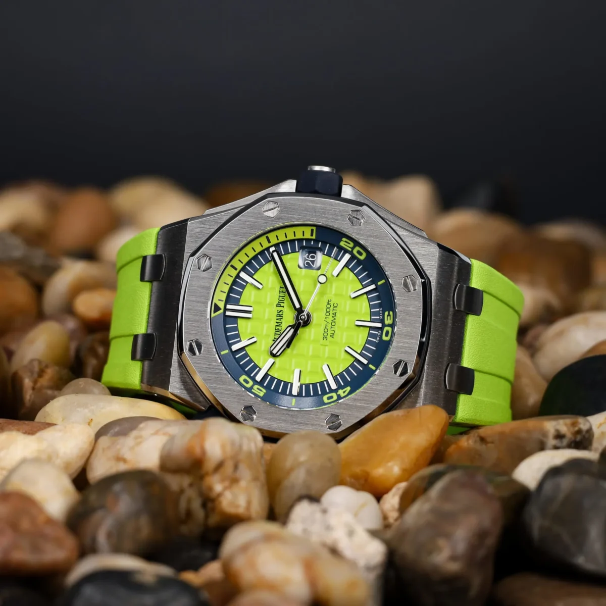 ⁦Audemars Piguet (Royal Oak Offshore) Watch For Men 15710ST.OO.A038CA.01⁩ - الصورة ⁦9⁩