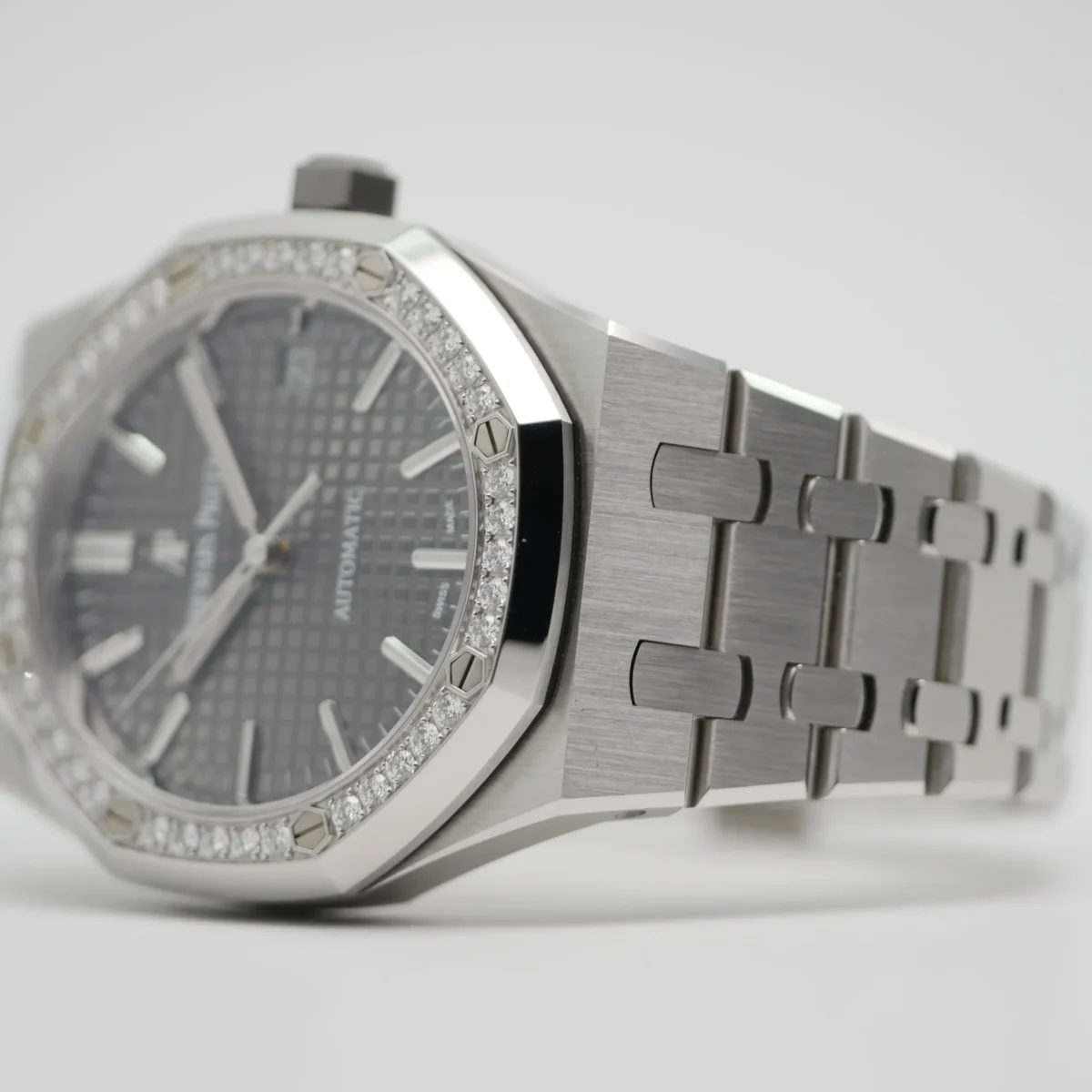 ⁦Audemars Piguet (Royal Oak) Watch For Women 15451ST.ZZ.1256ST.01⁩ - الصورة ⁦3⁩